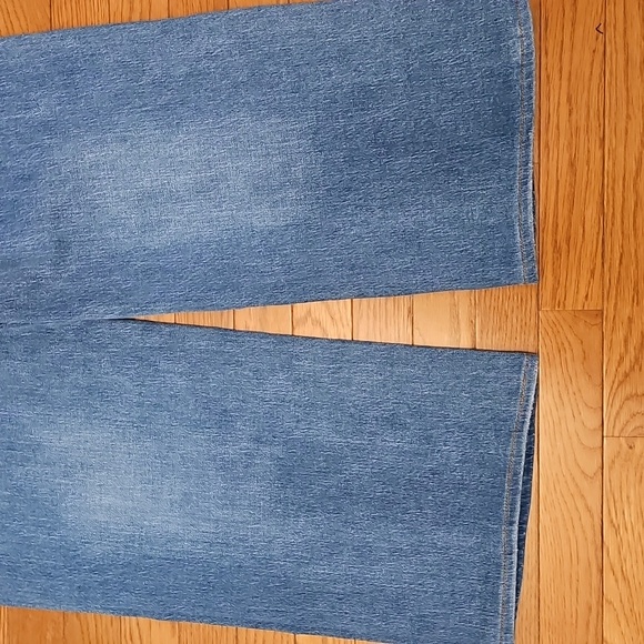 Quince Bella Stretch Relaxed Straight Jeans - Picture 11 of 12